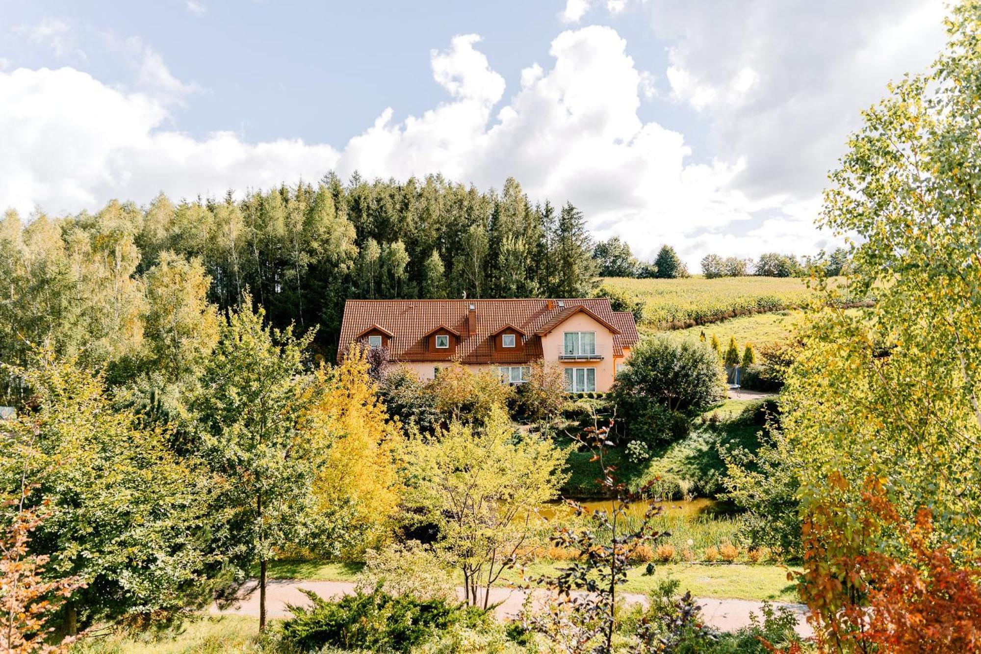 Resort Holiday Natural - Gosciniec Zacisze Chmielno Exterior foto